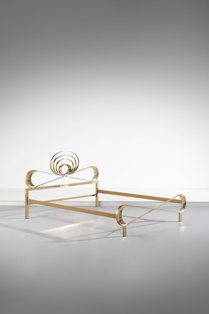 CENACCHI Double bed.: CENACCHI Double bed. Gold plated metal.. Cm 176,00 x 113,00 x 4,00. 1980s.