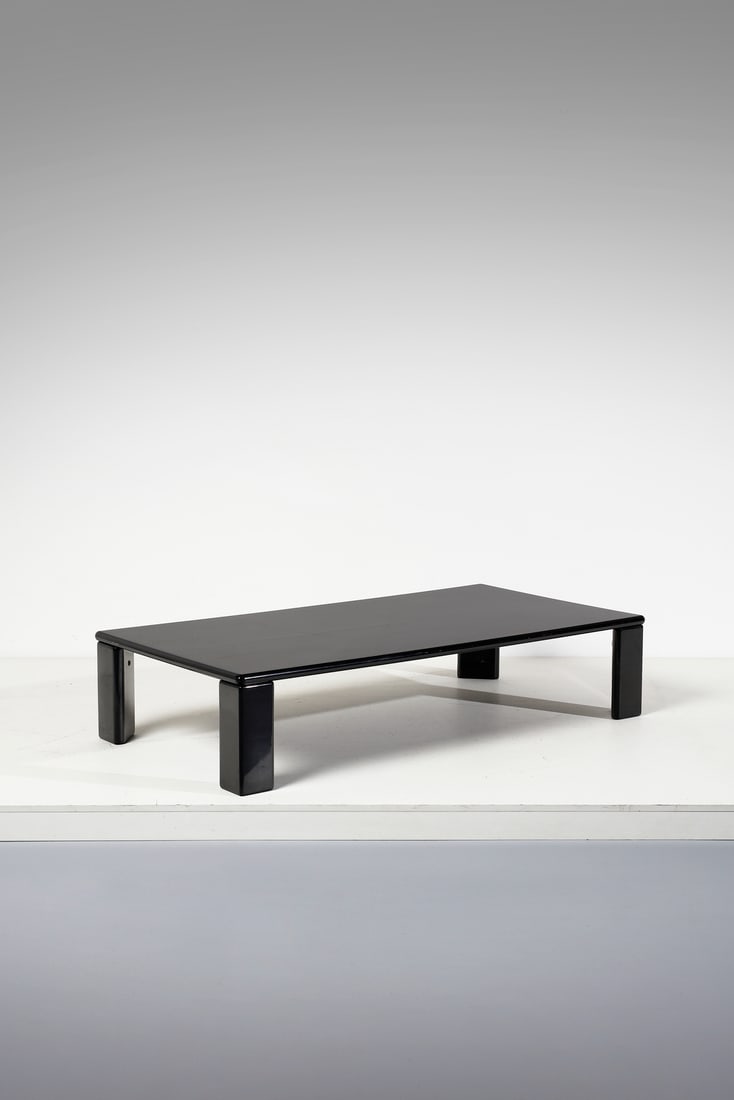 KAZUHIDE TAKAHAMA Ming coffee table for Gavina, San Lazzaro di Savena. (1 of 3)
