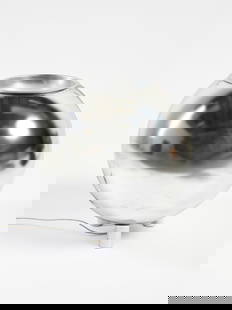 ROBERTO MENGHI Globo table lamp for Fontana Arte.: MENGHI ROBERTO (1920 - 2006) Globo table lamp for Fontana Arte. Chromed metal, anodized aluminium and glass.. Cm 45,00 x 47,00 x 47,00. 1970s.