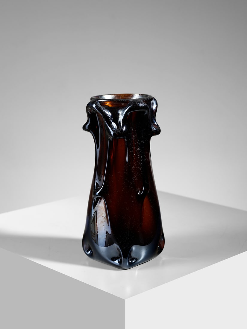MANIFATTURA MURANESE Informal vase with protrusions. (1 of 4)