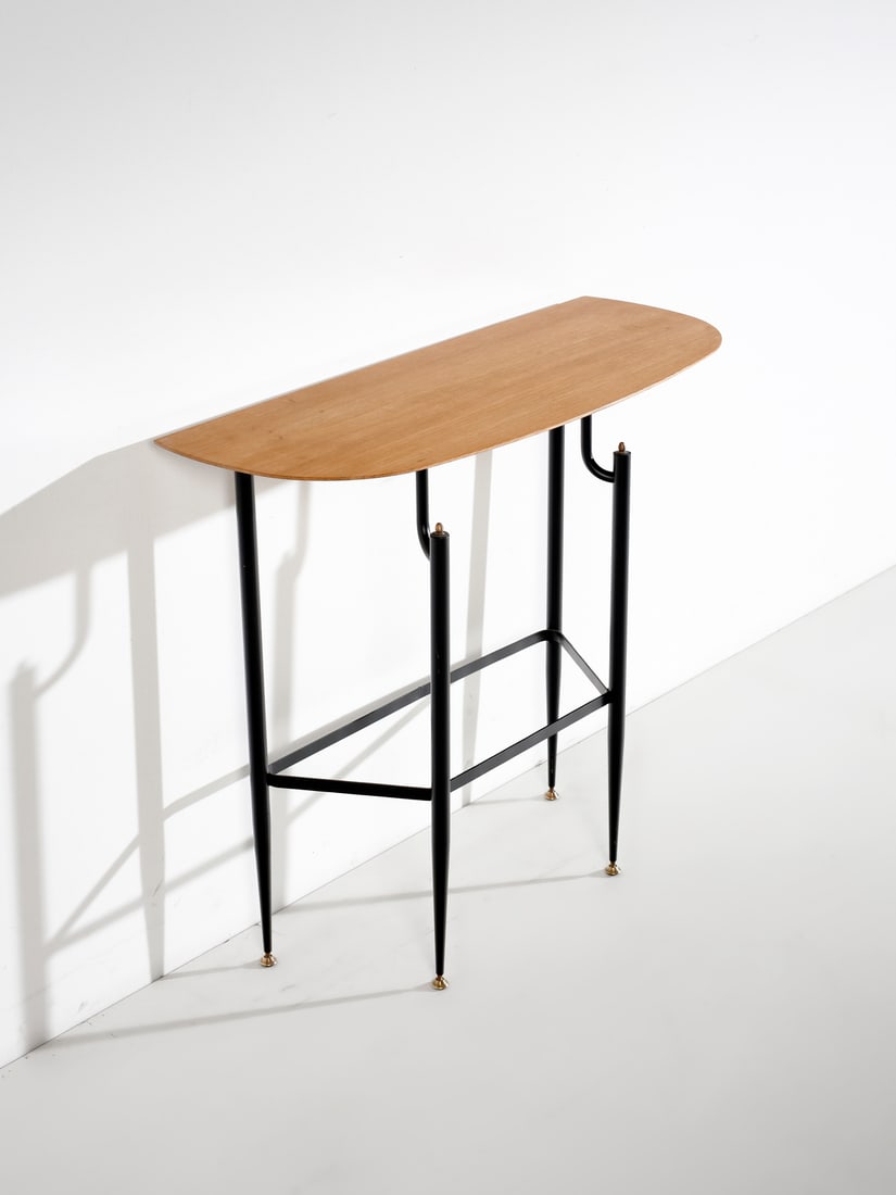 MANIFATTURA ITALIANA Console.: ITALIAN WORK Console. Wood, painted metal and brass.. Cm 90,00 x 80,00 x 35,00. 1950s.