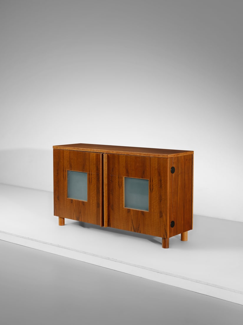 CARLO SCARPA Two-doors 770 sideboard for Bernini, Ceriano Laghetto. (1 of 2)