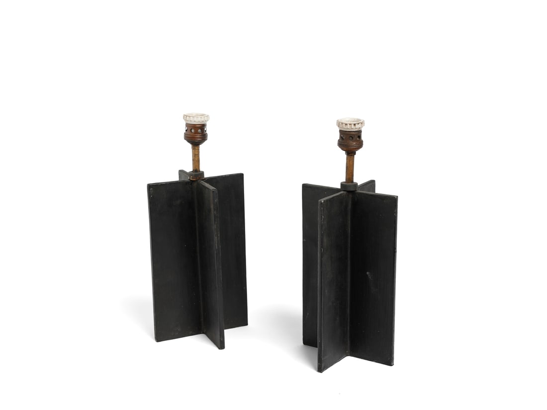COMTE Pair of table lamps. (1 of 2)
