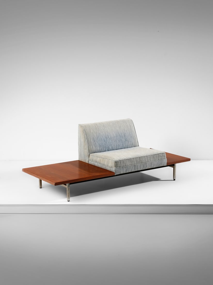 GEORGE NELSON Bench with tables from the Modular Seating Group series for Herman Miller, USA.: NELSON GEORGE (1908 - 1986) Bench with tables from the Modular Seating Group series for Herman Miller, USA. Wood, chromed steel, painted steel and padded fabric.. Cm 190,00 x 69,00 x 76,00. 1950s.Prod