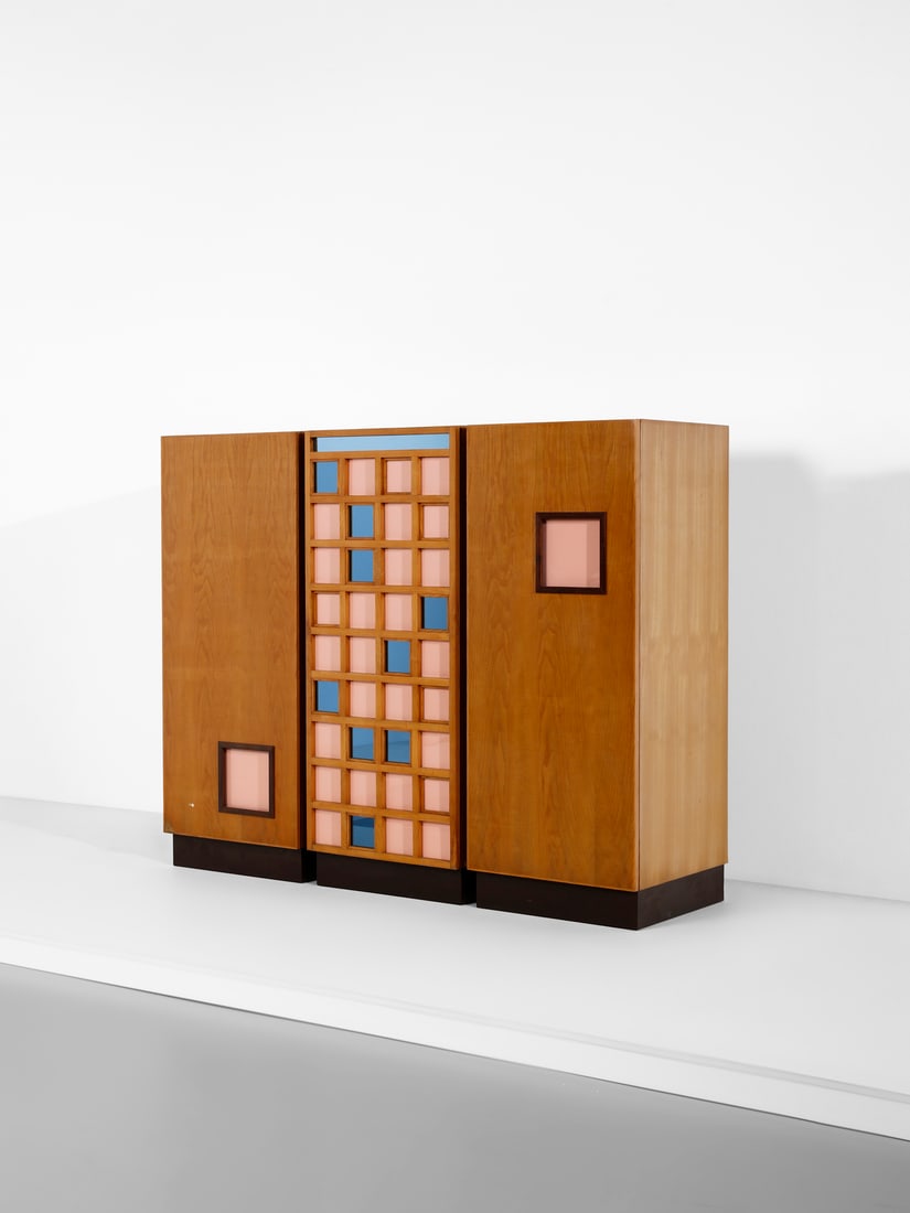 MANIFATTURA ITALIANA Three-doors cabinet. (1 of 3)