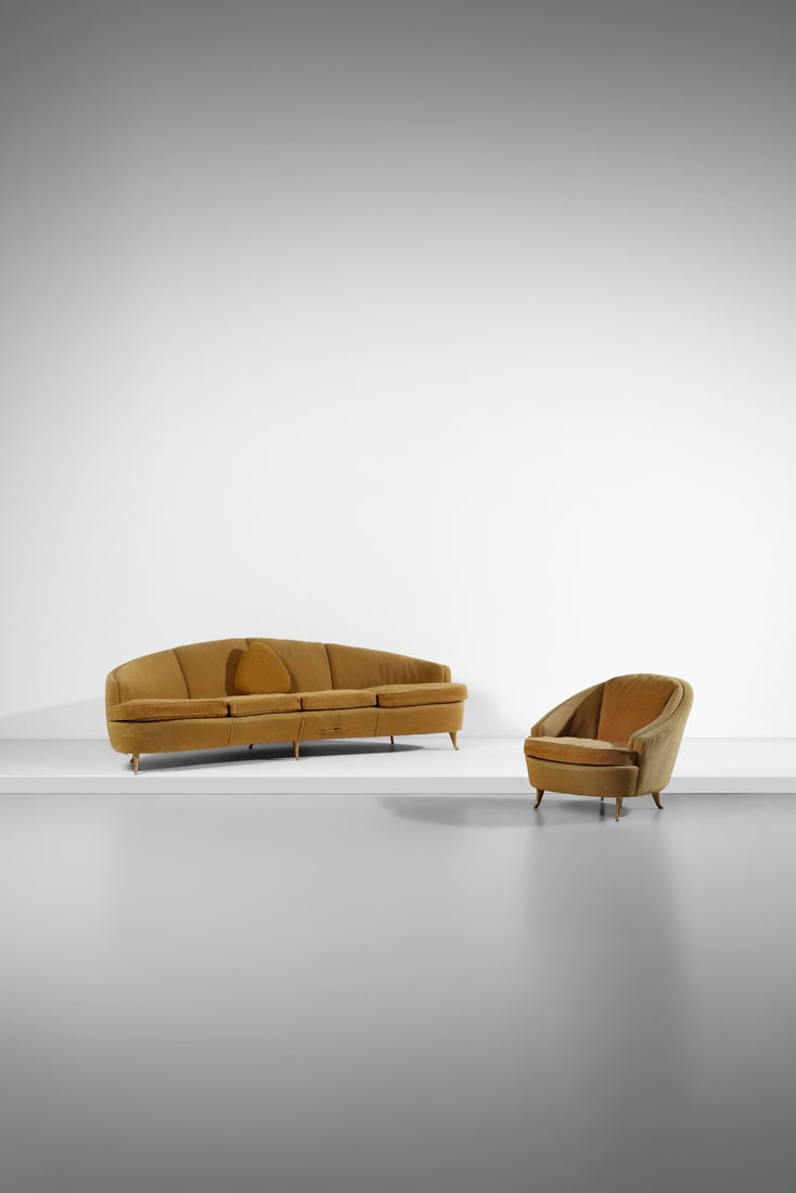 I.S.A. Divano curvo a quattro posti e poltrona, Ponte S. Pietro. (1 of 5)