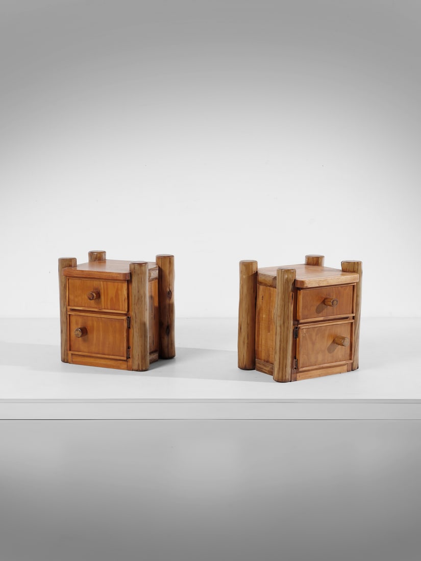 MANIFATTURA ITALIANA Coppia di comodini. (1 of 3)