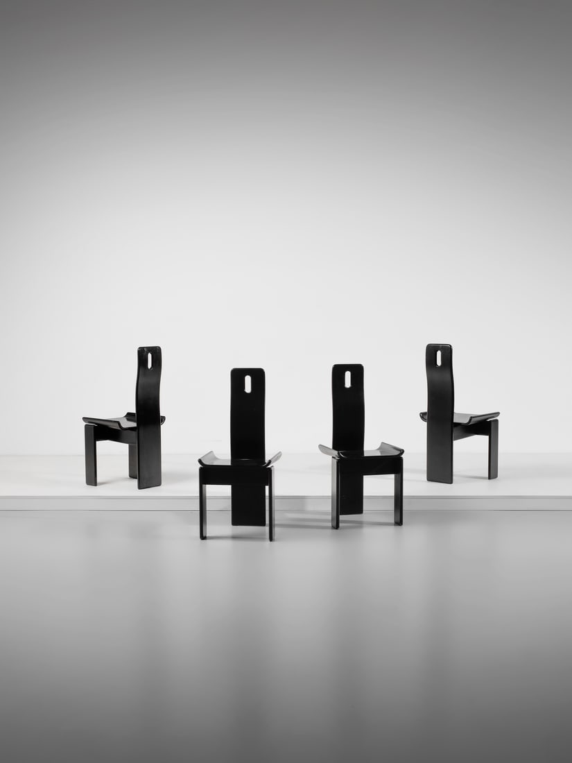 EDOARDO LANDI Quattro sedie mod. Diago per Nikol.: LANDI EDOARDO (n. 1937) Quattro sedie mod. Diago per Nikol. Legno laccato.. Cm 45,00 x 100,00 x 50,00. Anni Settanta.