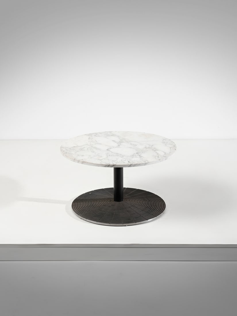 TECNO Coffee table, Varedo.: TECNO Coffee table, Varedo. Painted steel, metal and marble.. Cm 70,00 x 39,50 x 70,00. 1980s / 1990s.Production label.