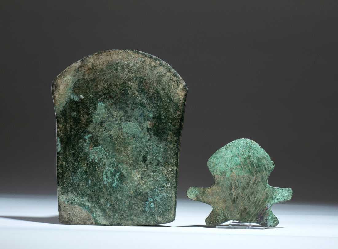 PAIR OF HARAPPA BRONZE AXES.. (1 of 1)