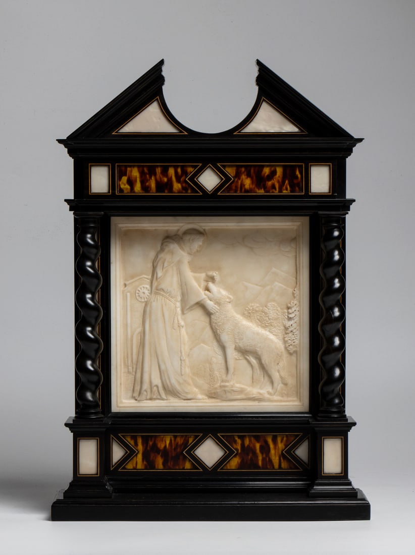 INLAID SMALL ALTAR WITH STATUARY MARBLE BAS-RELIEF DEPICTING SAINT FRANCIS.Italy, 19th century.: INLAID SMALL ALTAR WITH STATUARY MARBLE BAS-RELIEF DEPICTING SAINT FRANCIS.Italy, 19th century. . Cm 40,00 x 57,00.