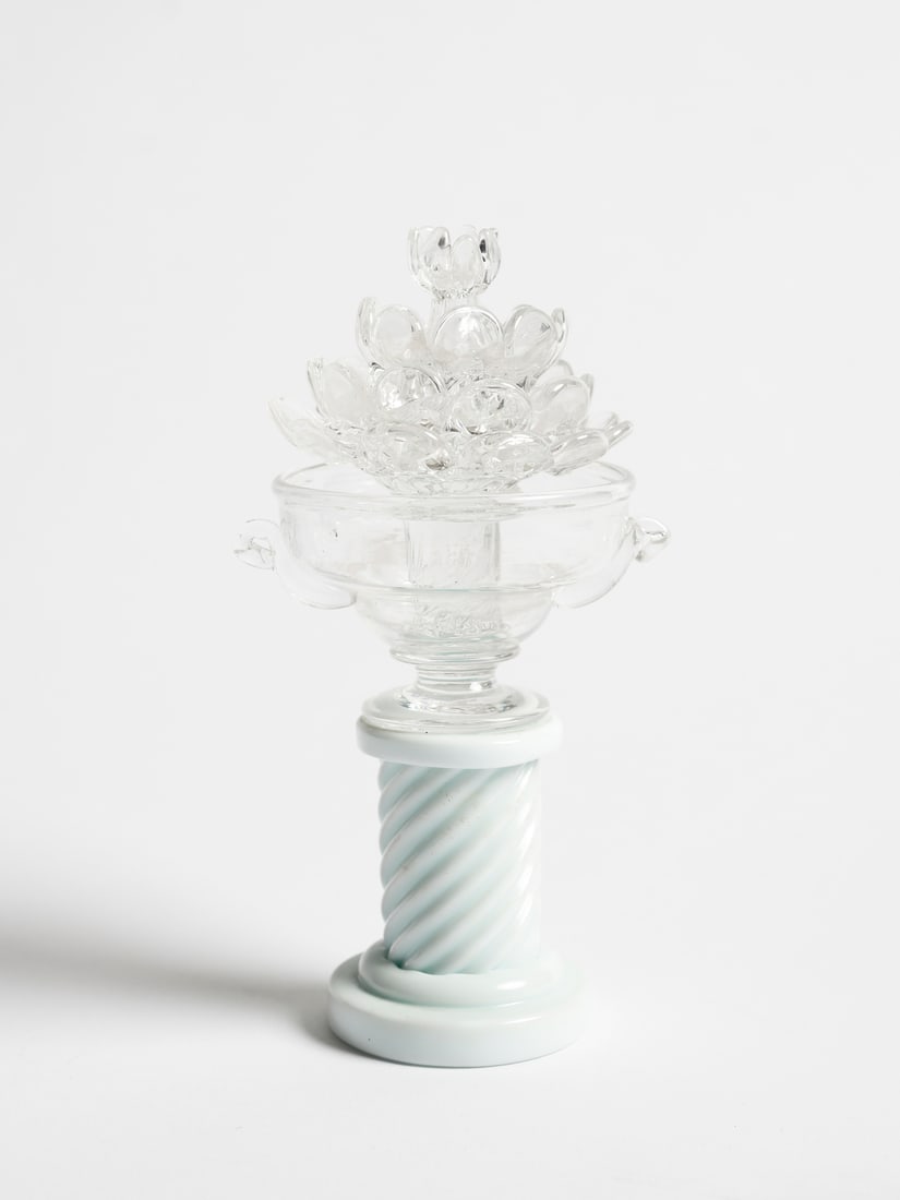 NAPOLEONE MARTINUZZI Glass table placeholder in the shape of a vase with a succulent plant, (1 of 3)