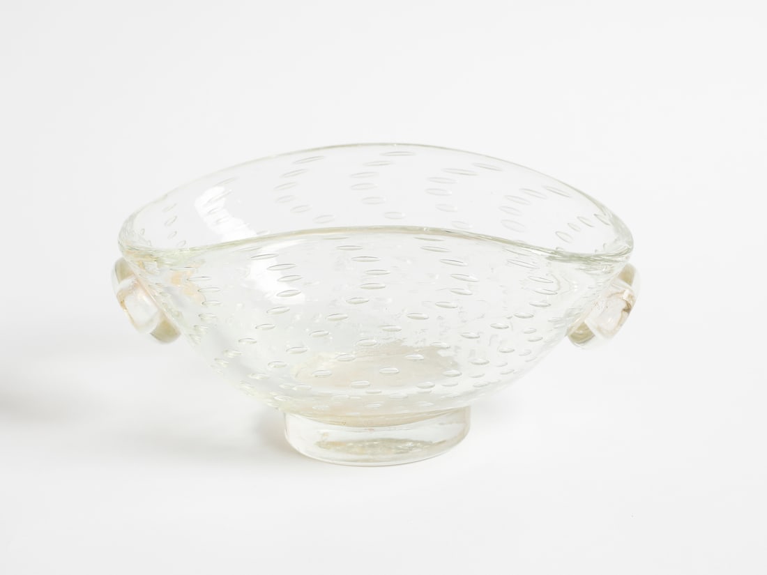 ERCOLE BAROVIER Centerpiece cup with two ring handles, execution by Ferro Toso Barovier, Murano. (1 of 4)