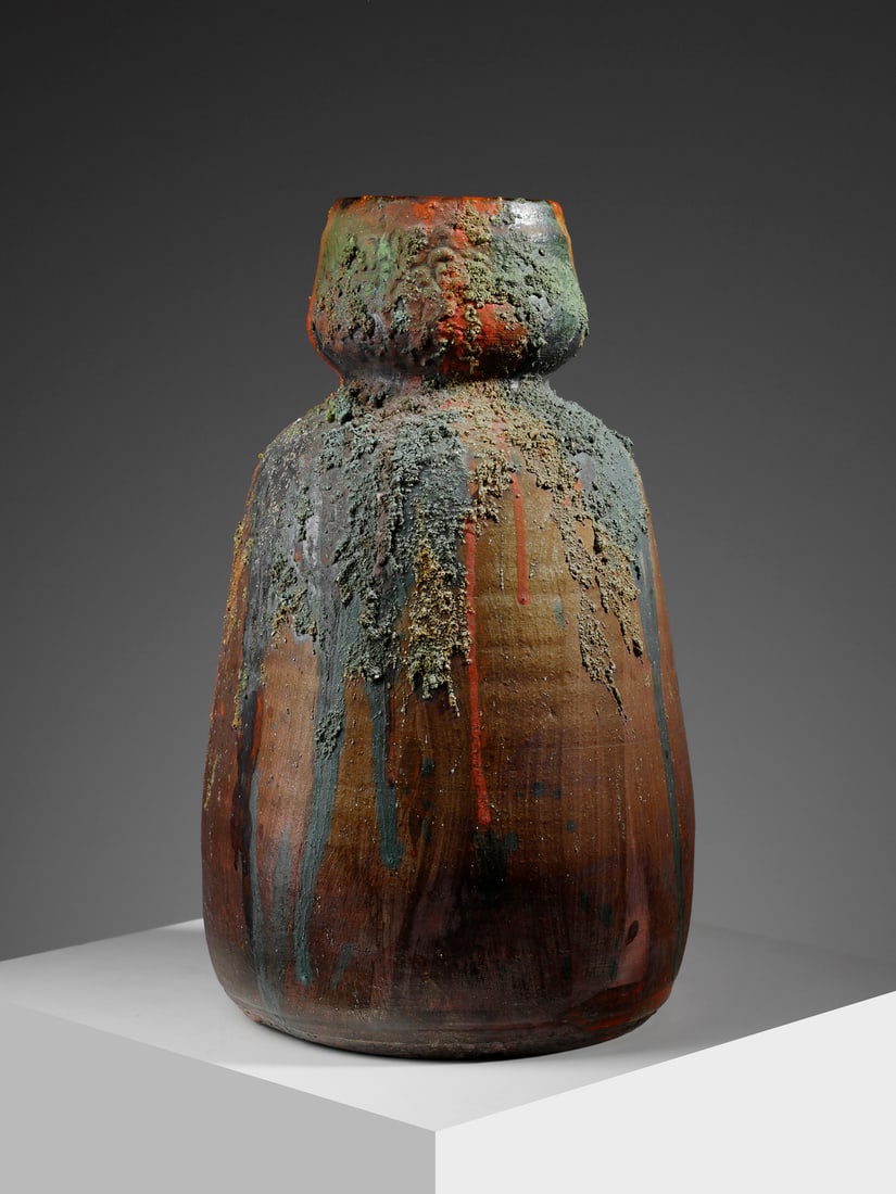 CLAUDIO PULLI Large vase decorated with drippings and reliefs, Selargius . (1 of 4)