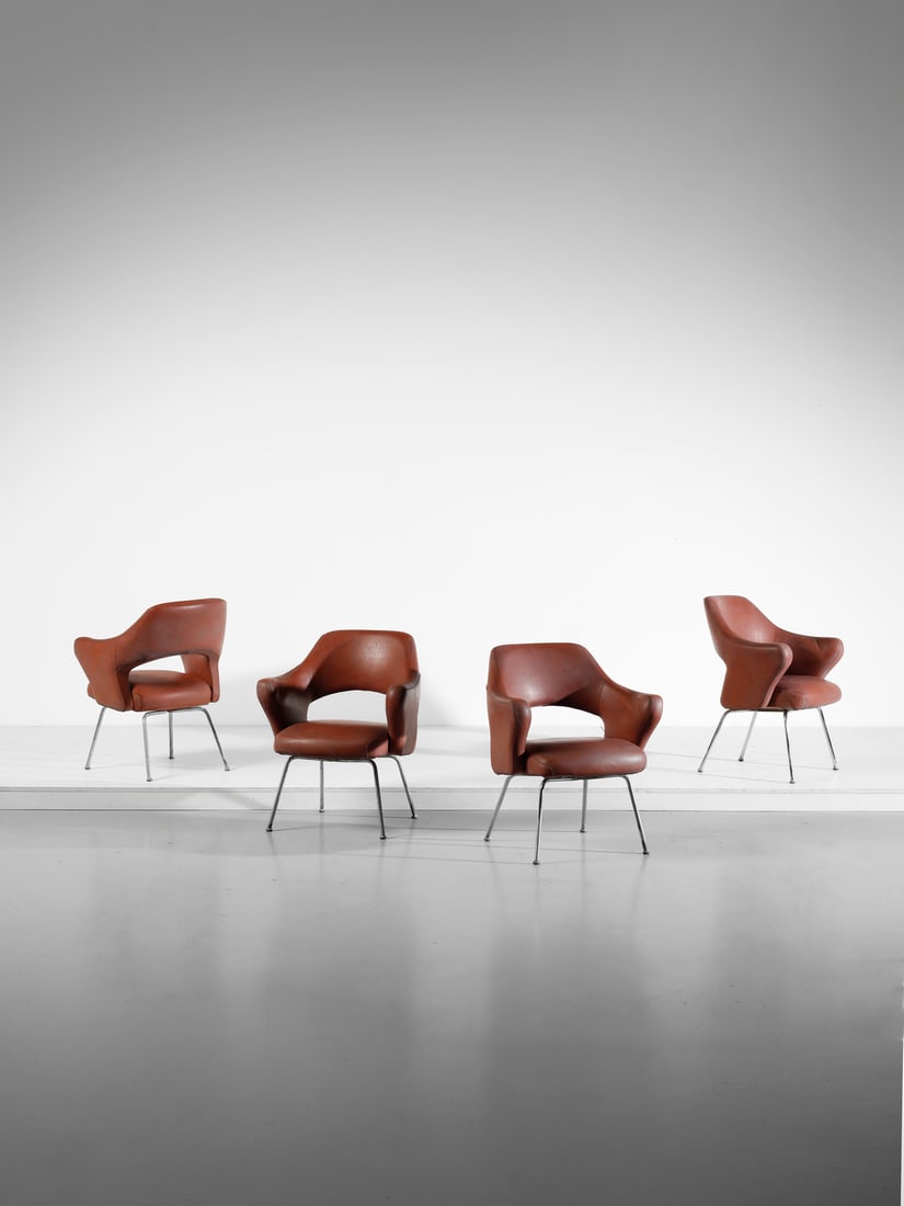 RIMA Four P 16 chairs with armrests, Padua. (1 of 3)
