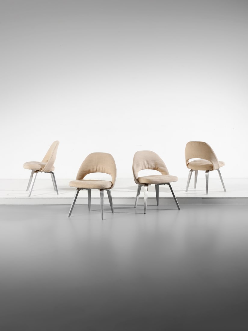 EERO SAARINEN Four Conference Chair Relax chairs. (1 of 3)