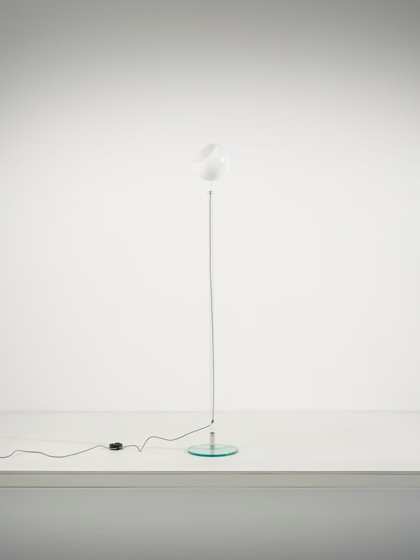 GAE AULENTI (1927-2012) & PIERO CASTIGLIONI (1944) Parolona floor lamp for Fontana Arte, Milan. (1 of 2)