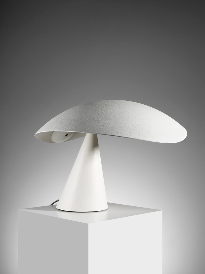 MASAYUKI KUROSAWA Lavinia table lamp for Artemide, Milan. (1 of 3)