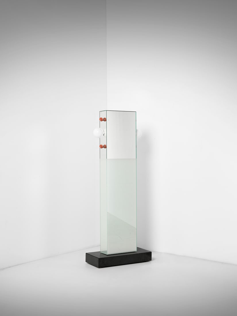 ETTORE SOTTSASS Shibam 2 totem mirror with red and white bulbs for Glas Italia, Macherio. (1 of 3)