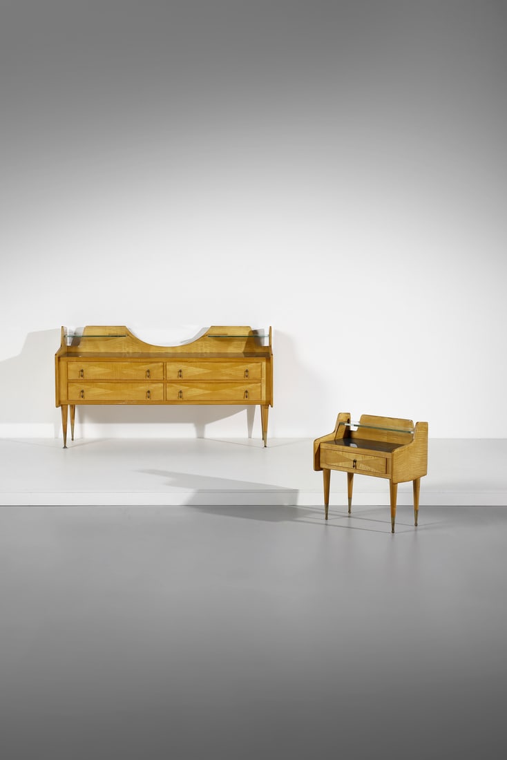 MANIFATTURA ITALIANA Chest of drawers and bedside table. (1 of 4)