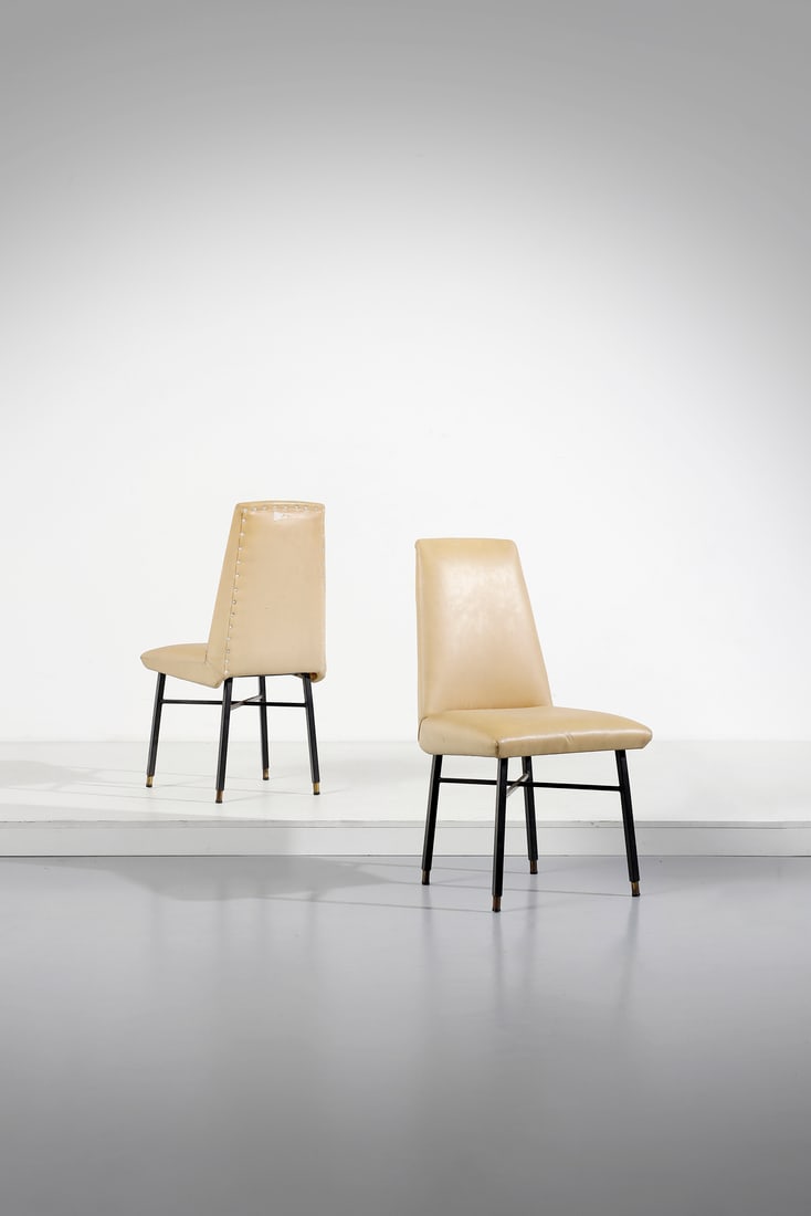 MANIFATTURA ITALIANA Pair of chairs. (1 of 4)
