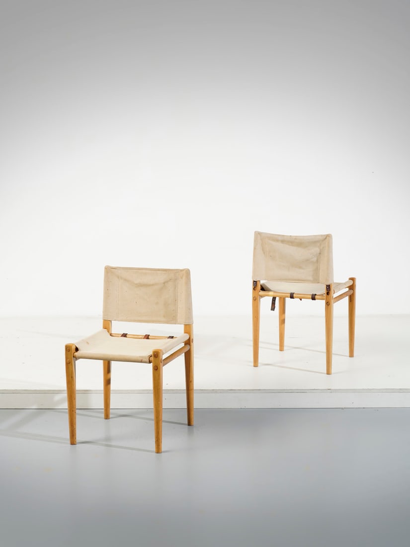 JONATHAN DE PAS (1932-1991), DONATO D'URBINO (1935) & PAOLO LOMAZZI (1936) Pair of Linda chairs, (1 of 2)