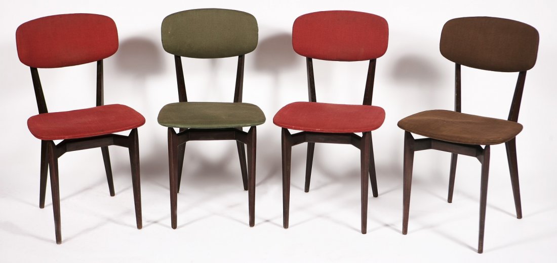 ICO PARISI Quattro sedie modello 691. 1955: PARISI ICO (1916 - 1996) Quattro sedie modello 691. 1955. Frassino e tessuto. Cm 36,00 x 79,00 x 42,00. Prodotto per Cassina.