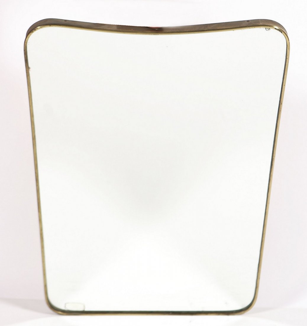 GIO' PONTI Attribuito a. Specchio.: PONTI GIO' (1891 - 1979) (Attribuito a.) Specchio. Ottone e specchio. Cm 49,00 x 73,00 x 3,00. Cornice in ottone. Anni '50.
