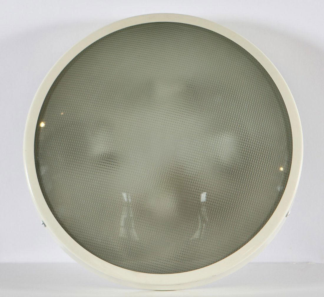 GINO SARFATTI Plafoniera.: SARFATTI GINO (1912 - 1985) Plafoniera. Metallo e vetro. Cm 41,00 x 8,00. Prodotto per Arteluce.