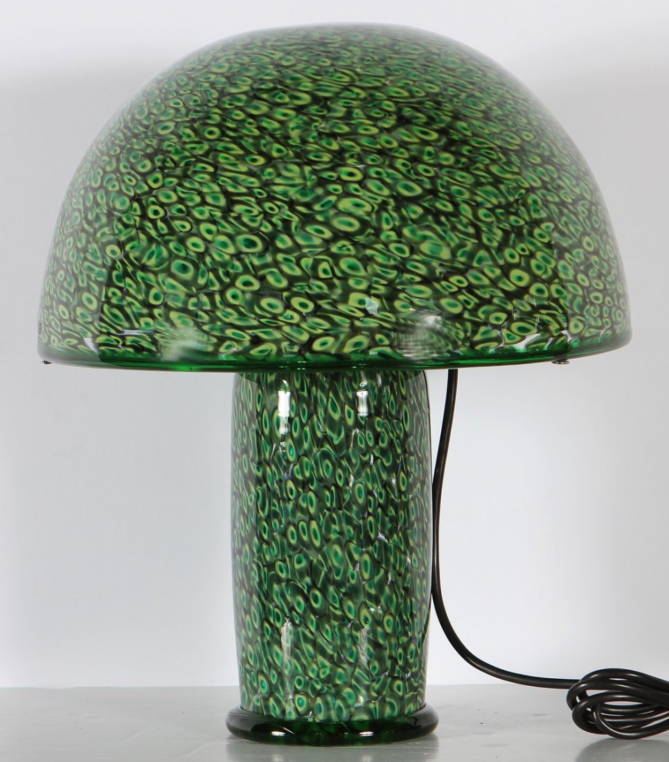 GINO VISTOSI Lampada da tavolo.: VISTOSI GINO (1925 - 1980) Lampada da tavolo. Vetro e murrine di Murano. Cm 40,00 x 43,00. Anni `70.