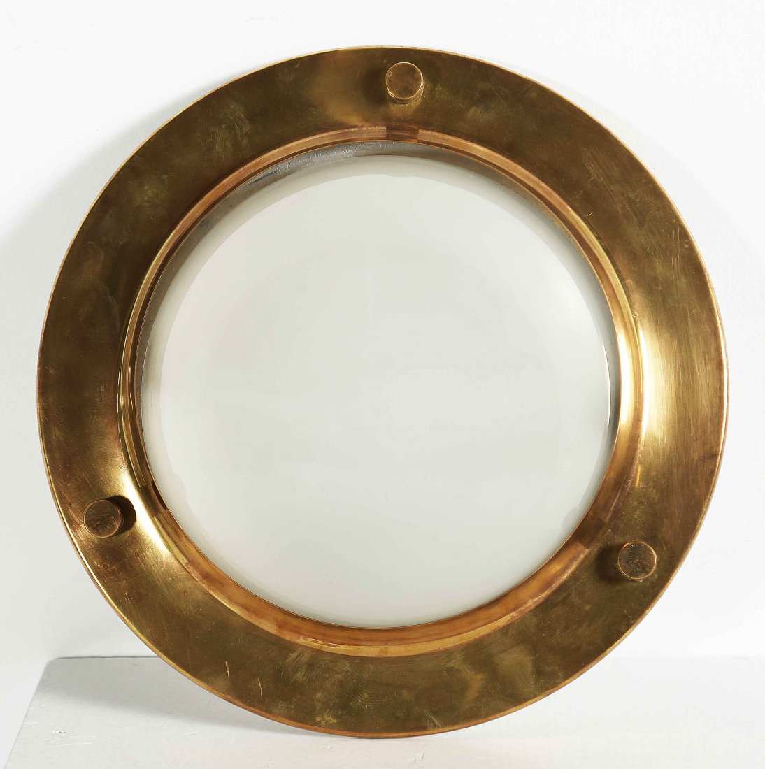 CACCIA DOMINIONI LUIGI (n. 1913) For Azucena. Lot: CACCIA DOMINIONI LUIGI (n. 1913) For Azucena. Lot consists of No 2 ceiling lights in brass and glass. Glass and brass. 36,00 x 12,00 x 36,00 cm