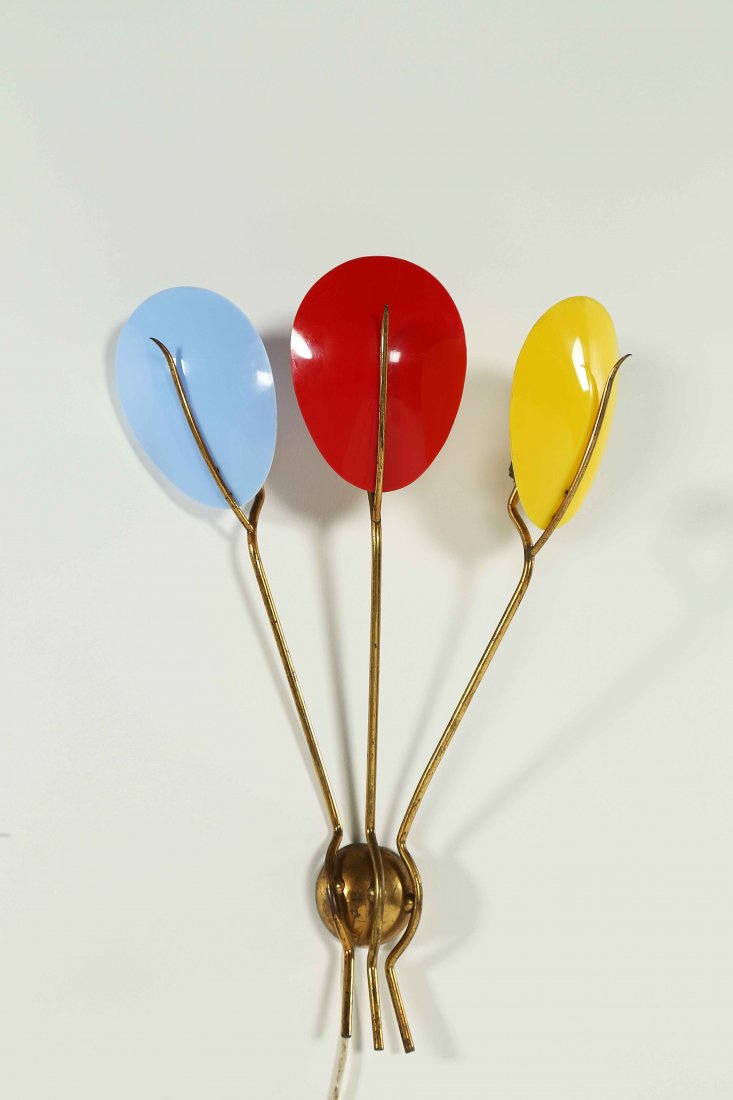 ARREDOLUCE ATTRIBUTED TO. Wall sconce.: ARREDOLUCE ATTRIBUTED TO. Wall sconce. Brass. 47,00 x 60,00 x 18,00 cm Brass methacrylate. 1950s.