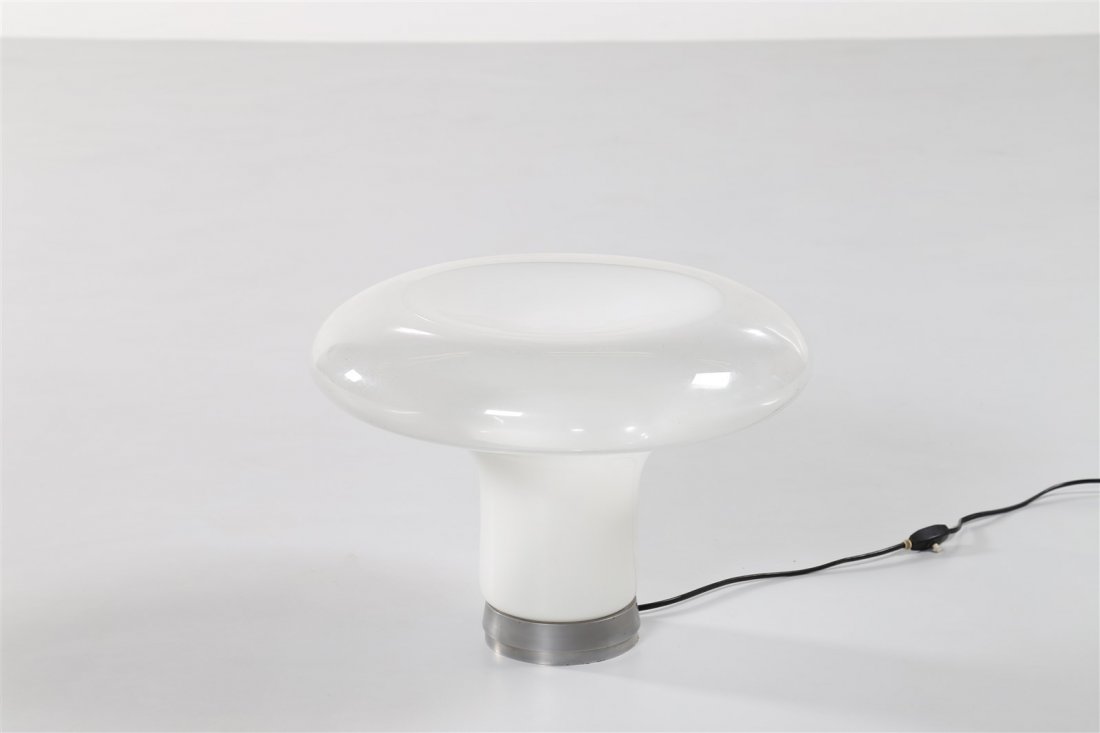 ANGELO MANGIAROTTI Per Artemide. Lampada da tavolo (1 of 1)