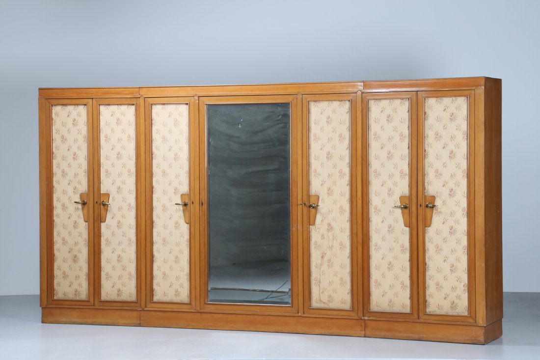 GIO' PONTI Cabinet made of cherry wood, fabric, cut: PONTI GIO' (1891 - 1979) Cabinet made of cherry wood, fabric, cut crystal silver, interior in oak. made by Fratelli Pozzi, 1930.Under the expertise of Salvatore Licitra Archives Gio Ponti Milan. . Cm