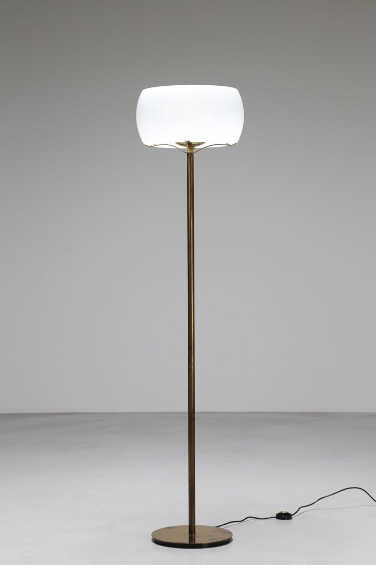 VICO MAGISTRETTI Lampada da terra Erse, ottone vetro (1 of 3)