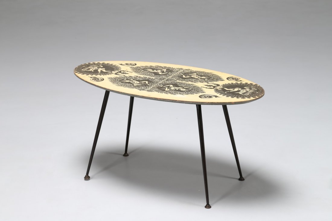 MANIFATTURA ITALIANA Tavolino da caffÃ¨ ovale. (1 of 2)