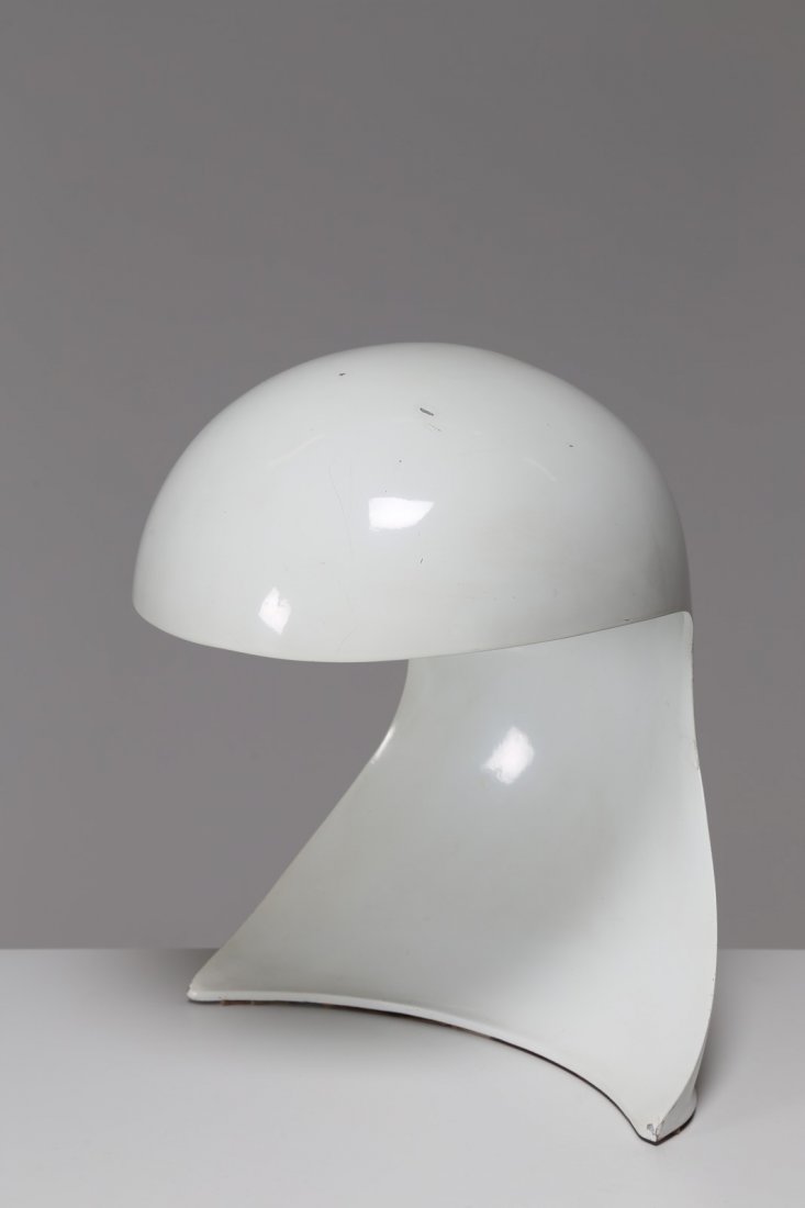 DARIO TOGNON Lampada da tavolo in metallo laccato mod. (1 of 2)