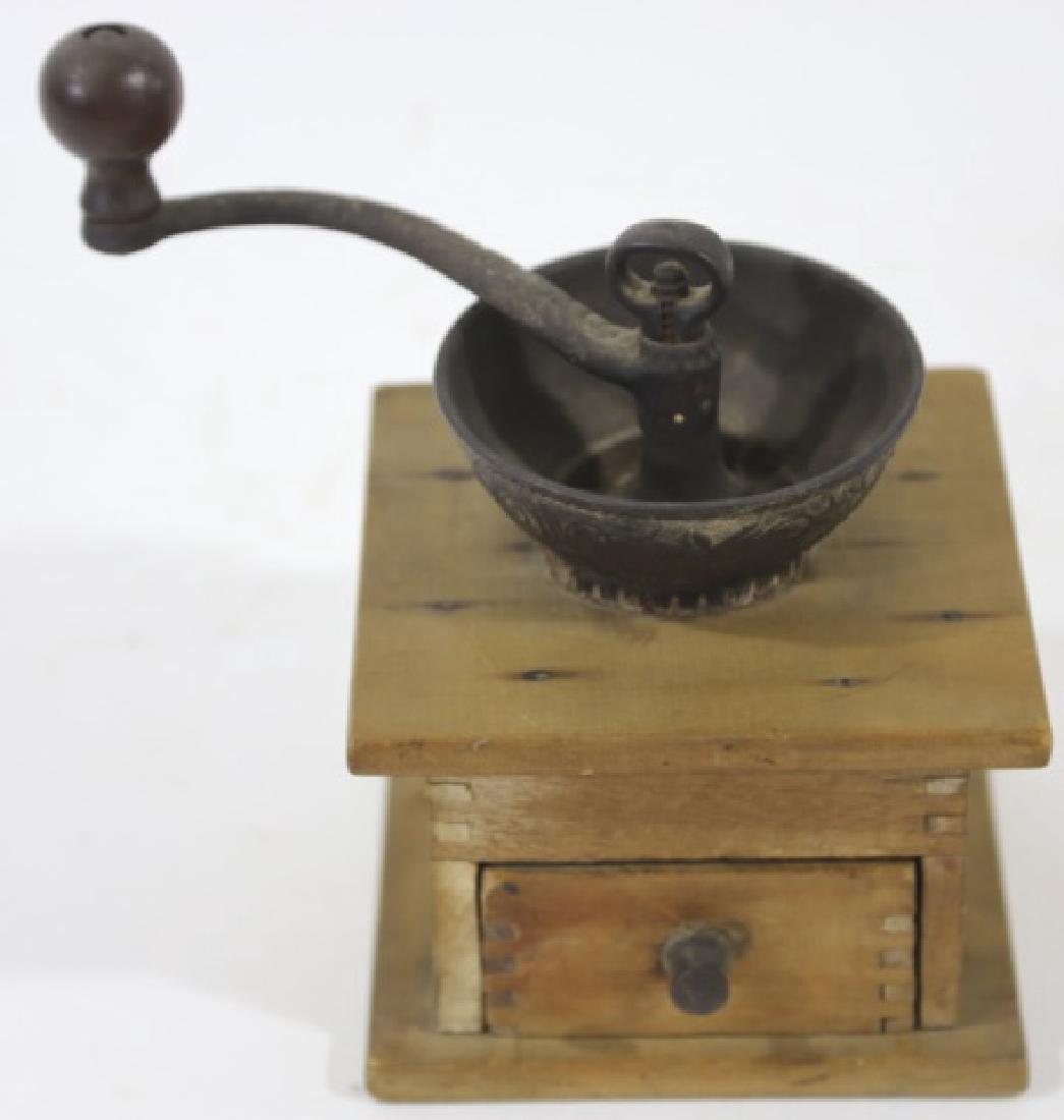 ANTIQUE COFFEE GRINDER: ANTIQUE COFFEE GRINDER 8 X 8