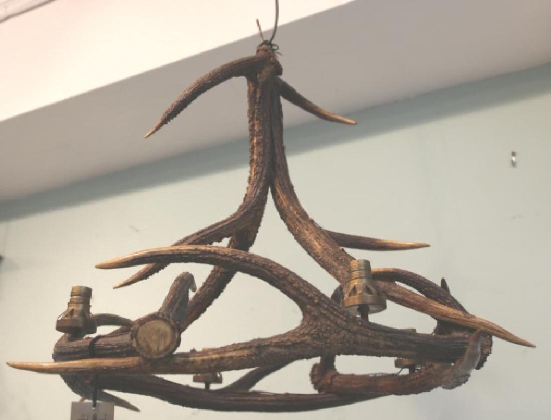 FRENCH ANTIQUE ANTLER FOUR LIGHT CHANDELIER: FRENCH ANTIQUE ANTLER FOUR LIGHT CHANDELIER 29 X 19"