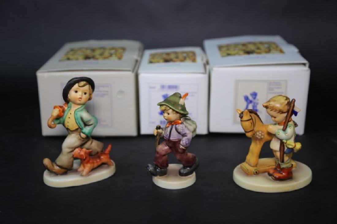 GOEBEL HUMMEL FIGURINE GROUPING: GOEBEL HUMMEL FIGURINE GROUPING
