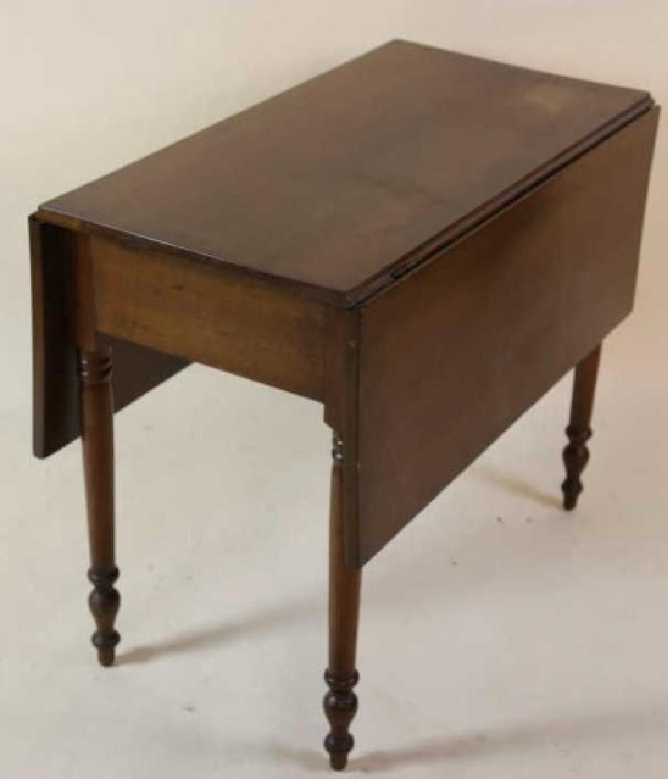 AMERICAN ANTIQUE NC WALNUT SPINDLE LEG DROP LEAF: 30" X 30" X 26"; AMERICAN ANTIQUE NC WALNUT SPINDLE LEG DROP LEAF TABLE