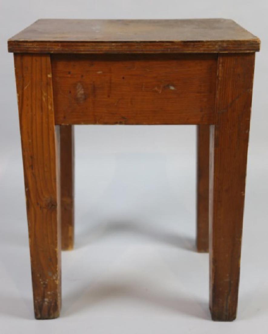 PRIMITIVE SOUTHERN YELLOW PINE ANTIQUE BENCH: 24" X 14" X 18"; PRIMITIVE SOUTHERN YELLOW PINE ANTIQUE BENCH