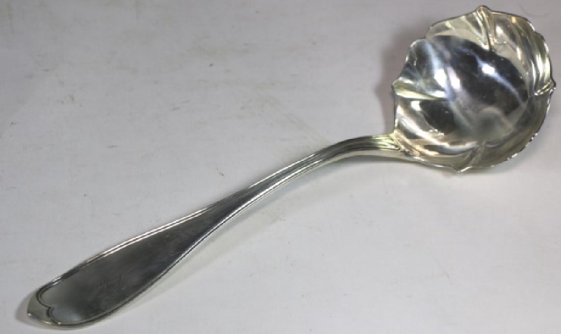 SQUIRE & LANDER STERLING SILVER SERVING LADEL: SQUIRE & LANDER STERLING SILVER LARGE SERVING LADEL 11 X4"