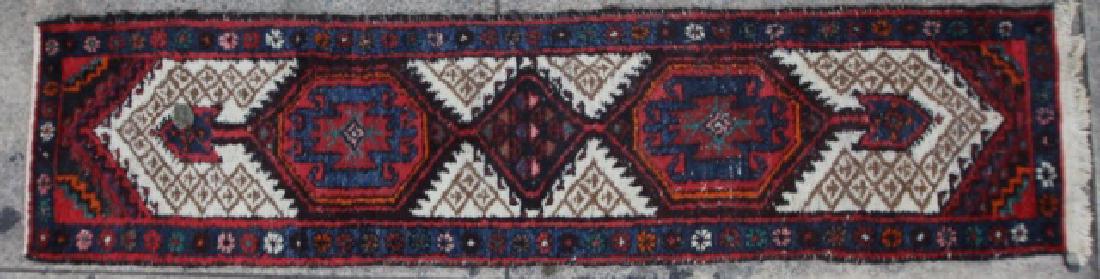 PERSIAN ANTIQUE HAND WOVEN AREA RUNNER CARPET: PERSIAN ANTIQUE HAND WOVEN AREA RUNNER CARPET 111 X 26"