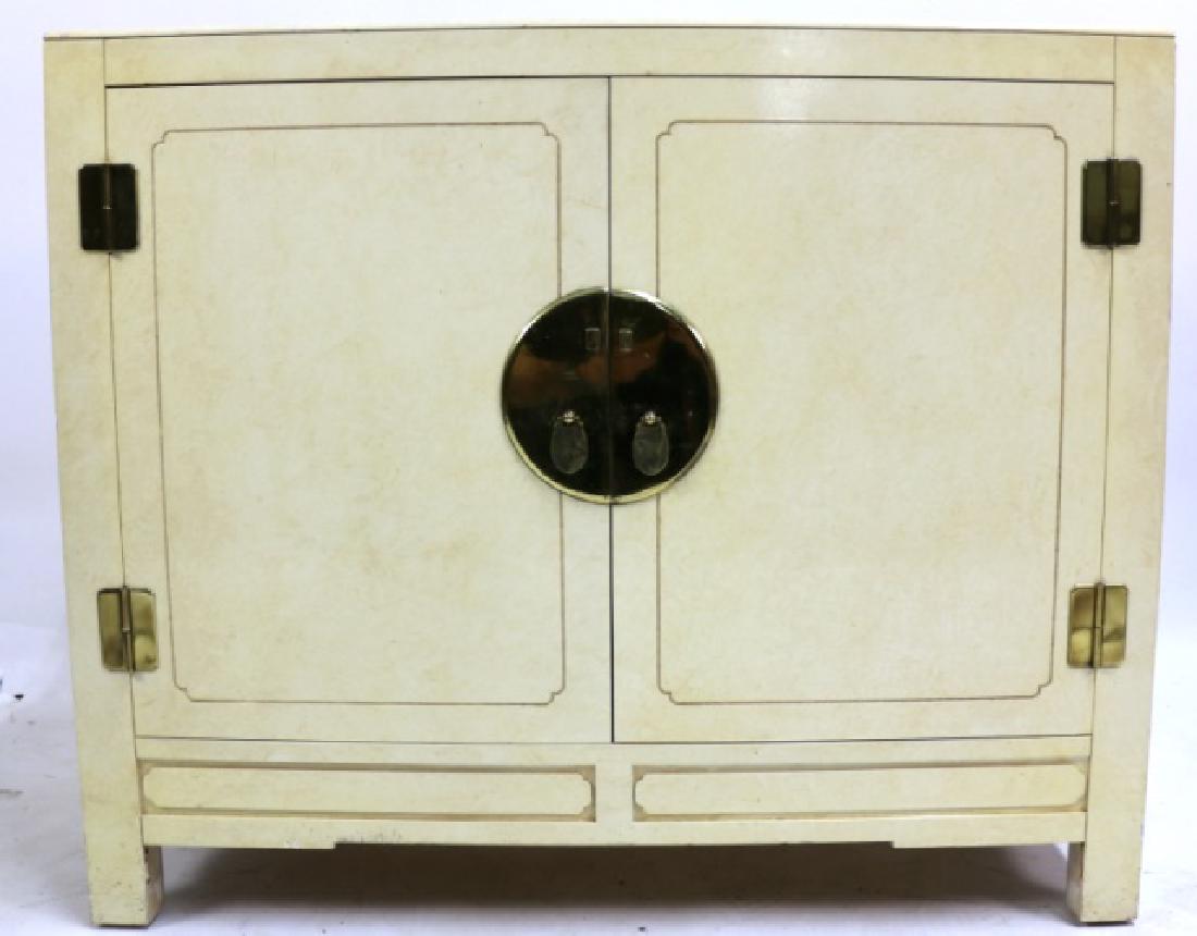HICKORY WHITE MID-CENTURY MODERN ASIAN BAR CONSOLE (1 of 5)