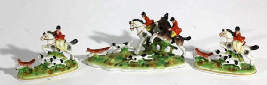 ENGLISH CHELSEA  ANTIQUE PORCELAIN HUNT GROUPING (1 of 7)