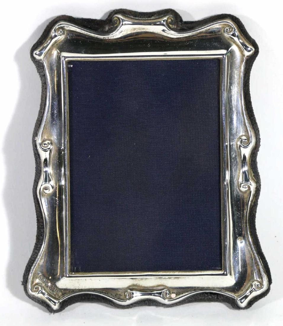 ENGLISH STERLING SILVER HALLMARKED PICTURE FRAME (1 of 3)