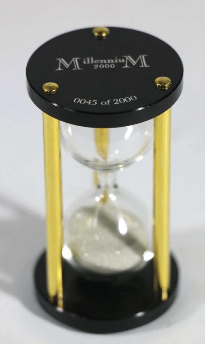 DE BEERS MILLENNIUM 2000 DIAMOND HOURGLASS TIMER (1 of 6)