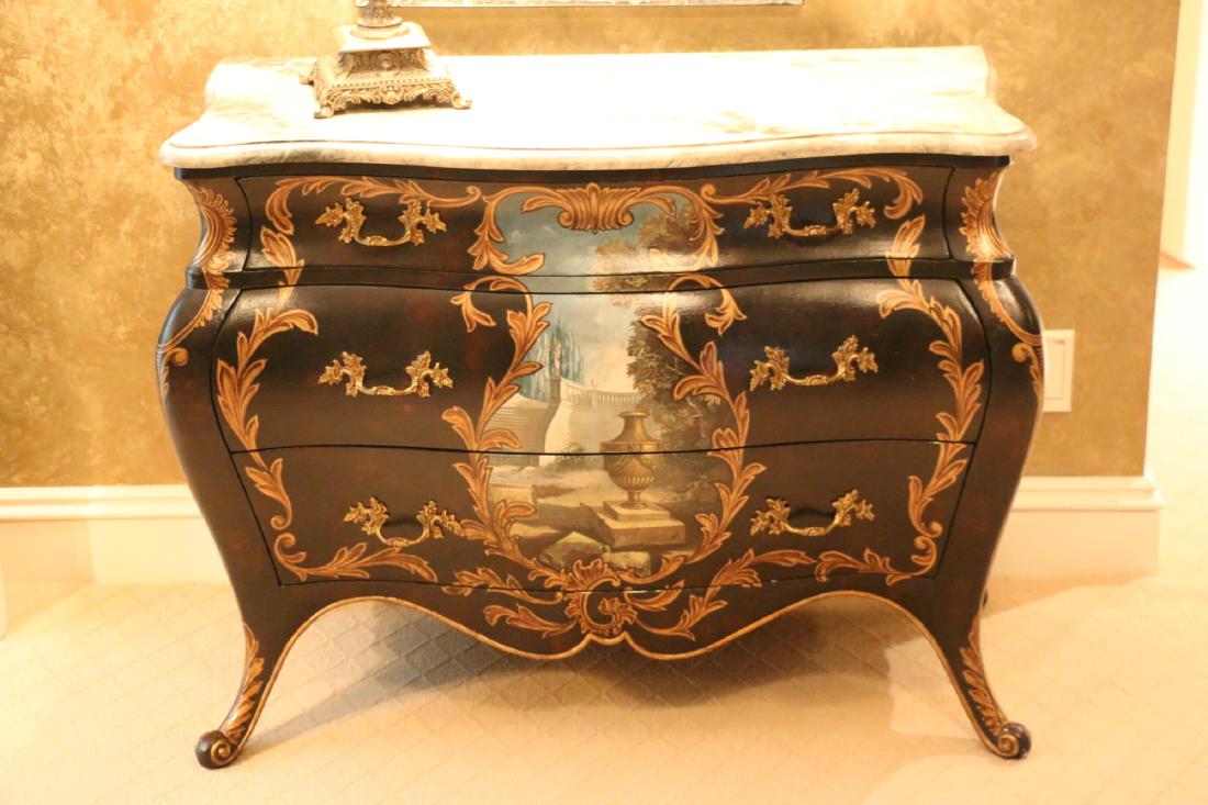 MAITLAND SMITH PAINT DECORATED BOMBE COMMODE (1 of 9)