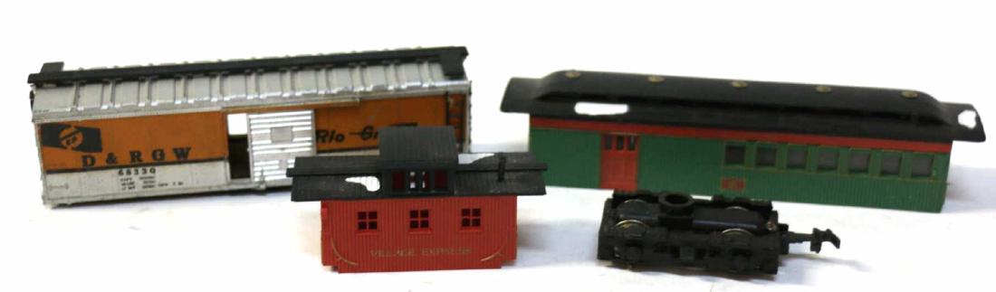 HO TRAIN PARTS GROUPING (1 of 2)